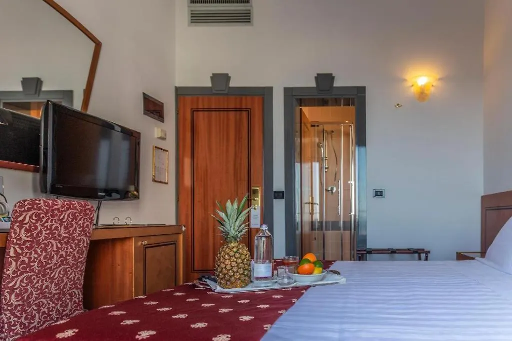 Hotel Nettunia Rimini Italy