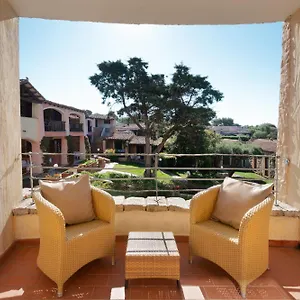 Hotel & Baia Caddinas ****