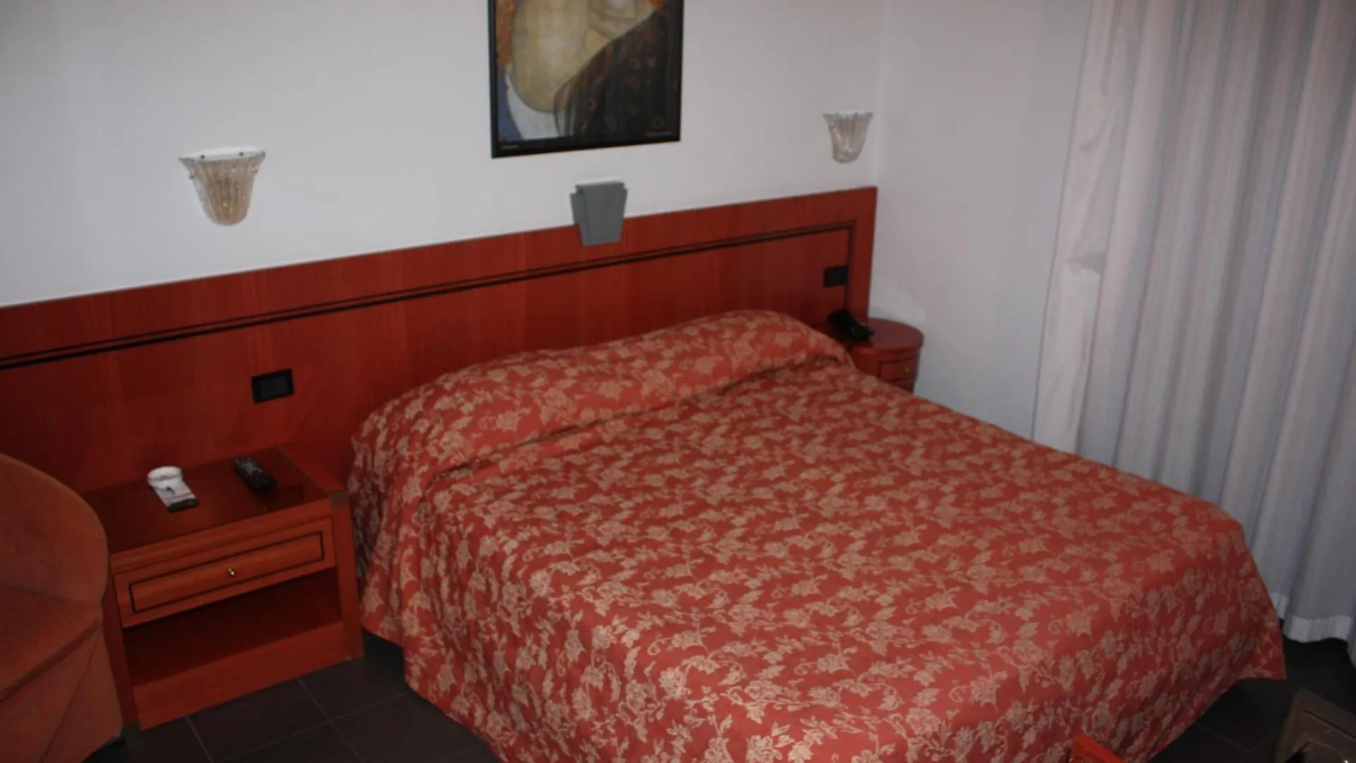 Hotel Nettunia Римини