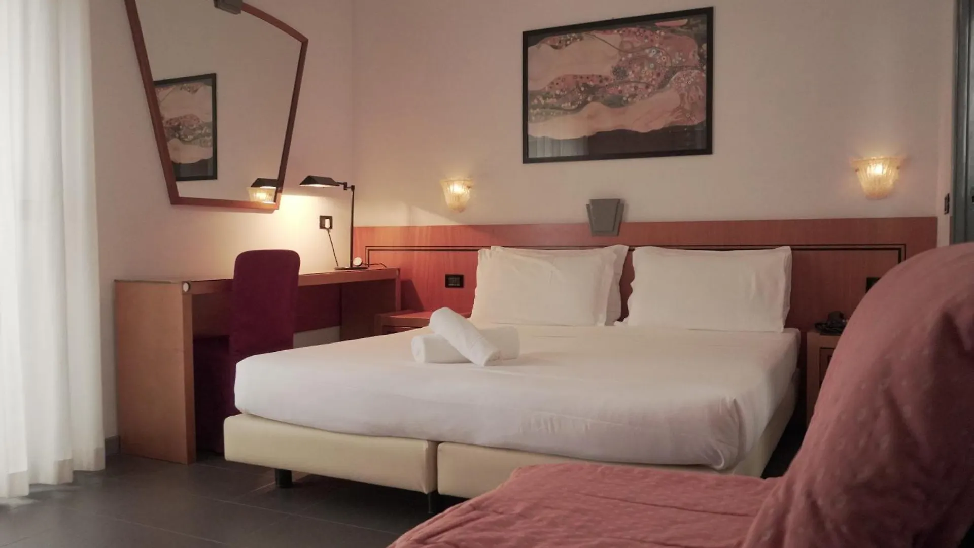 Hotel Nettunia Римини