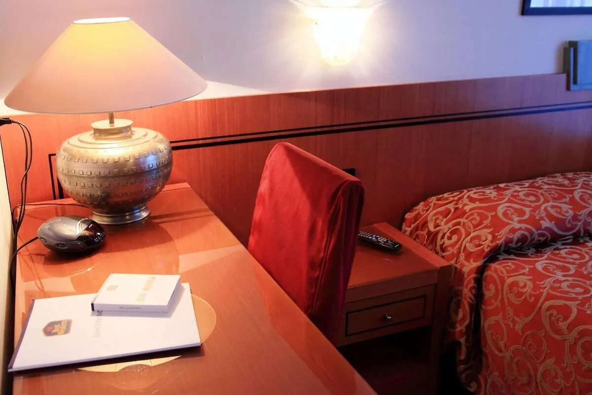 Hotel Nettunia Rimini Italy